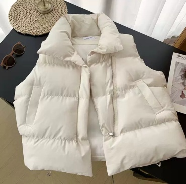 Жилет IN STYLE белый