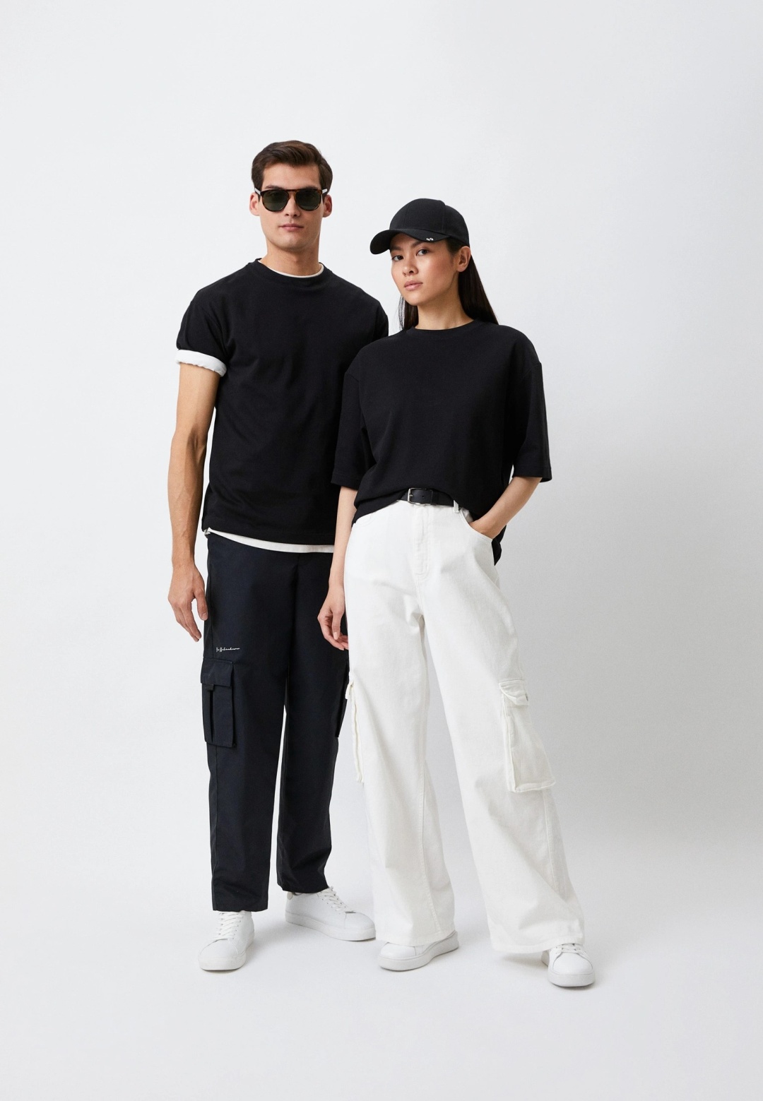 Футболка Uniqlo черный