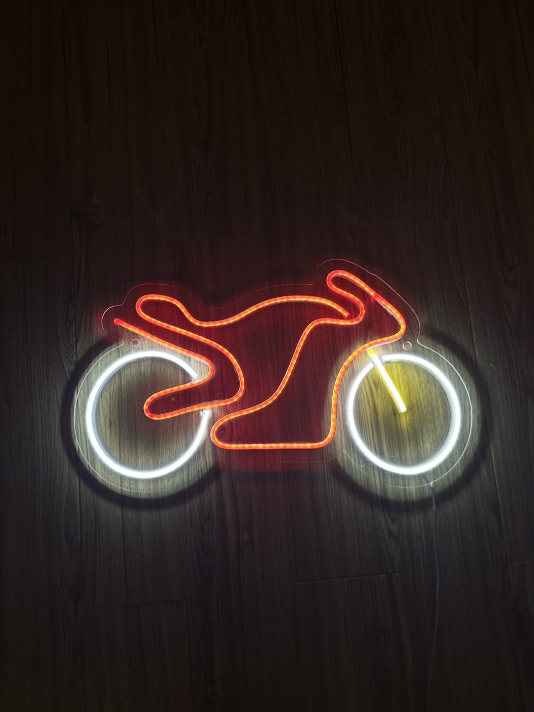 Неоновая вывеска настольный Neon, белый, желтый, красный