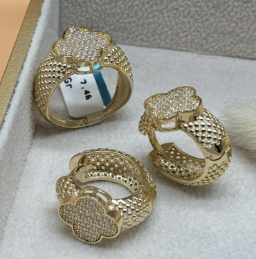 Altyn Gold 848921691 вес 10.48 г золото, без вставок