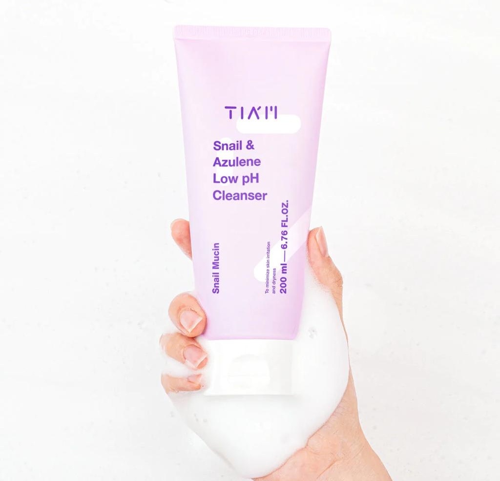 TIAM Snail & Azulene Snail Mucin пенка 200 мл