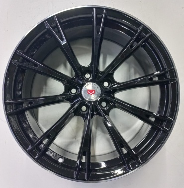 Replica Replica 006 8x18/5x112 D66.6 ET35 4 диска черный