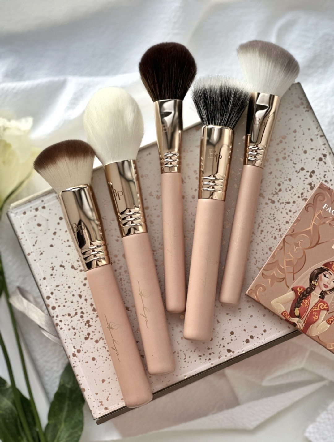 Купить BEAUTY PROFF набор кистей для макияжа 5 шт в кредит в Алматы ...