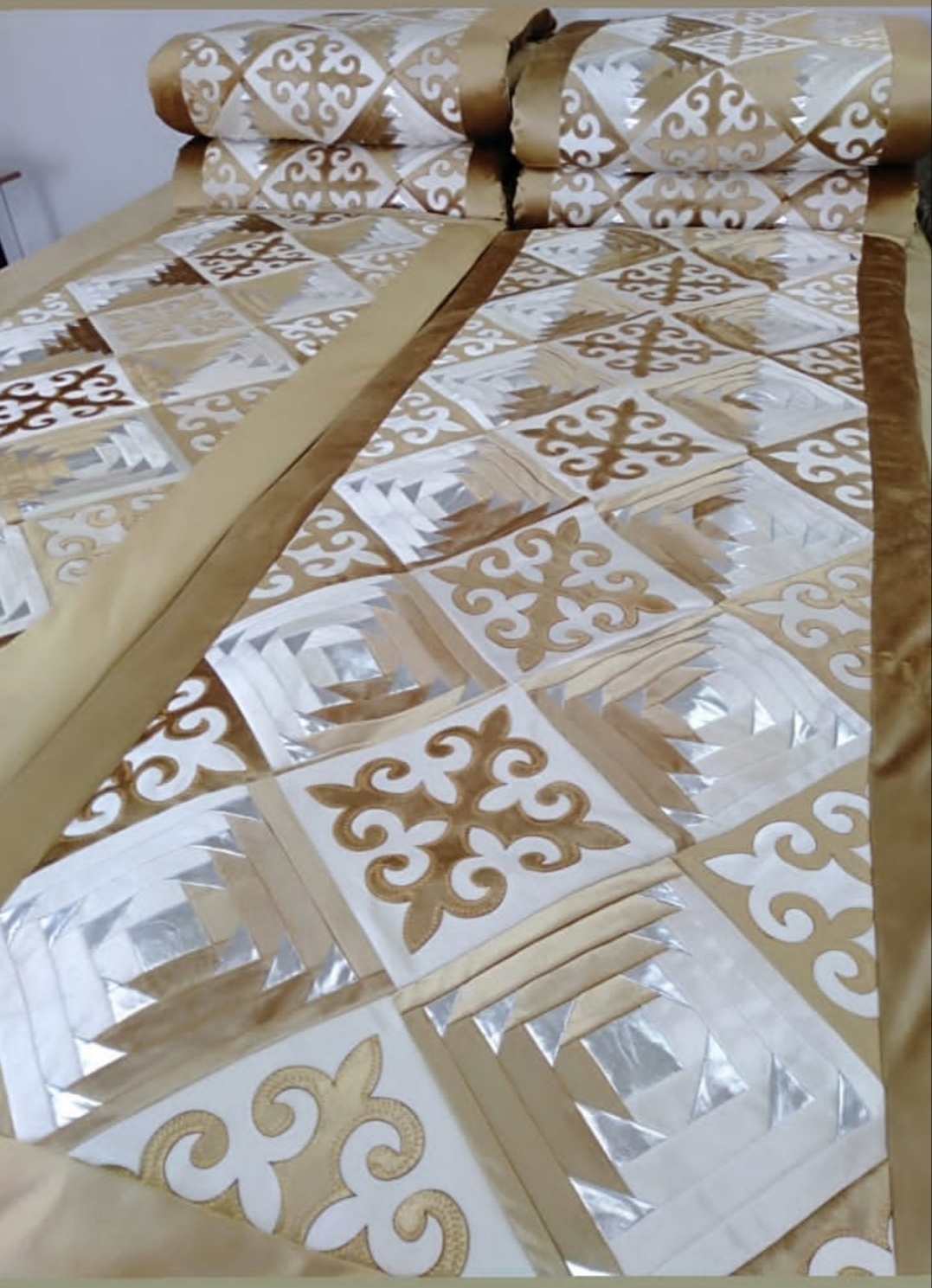 Чехол для корпе 220x80 см, без наполнителя, золотистый