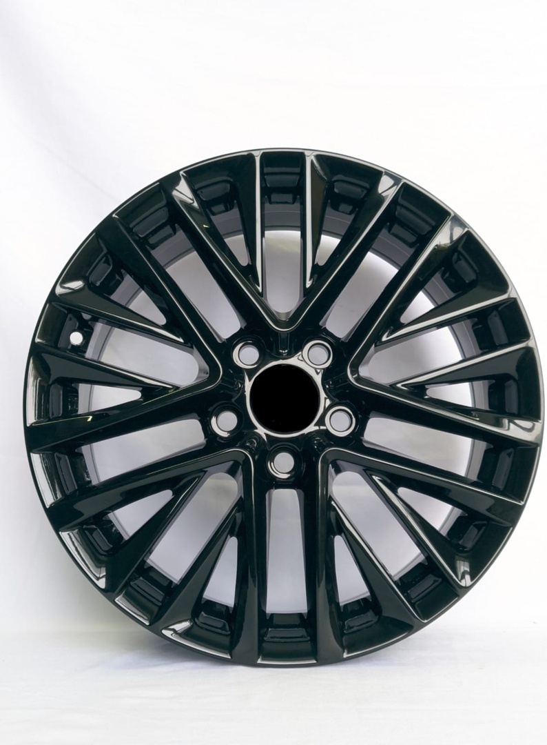 Wheels 943 7x17/5x114.3 D60.1 ET40 черный