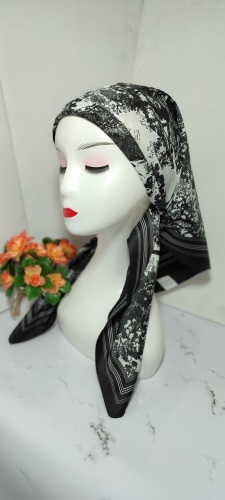Платок FASHION шелк, полиэстер 95 x 95 см
