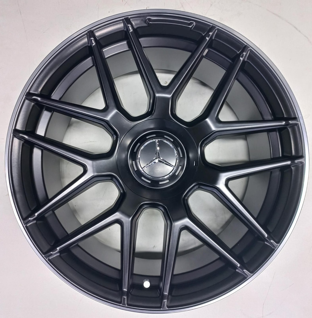 Wheels 9424 8.5/9.5x19/5x112 D66.6 ET42 черный