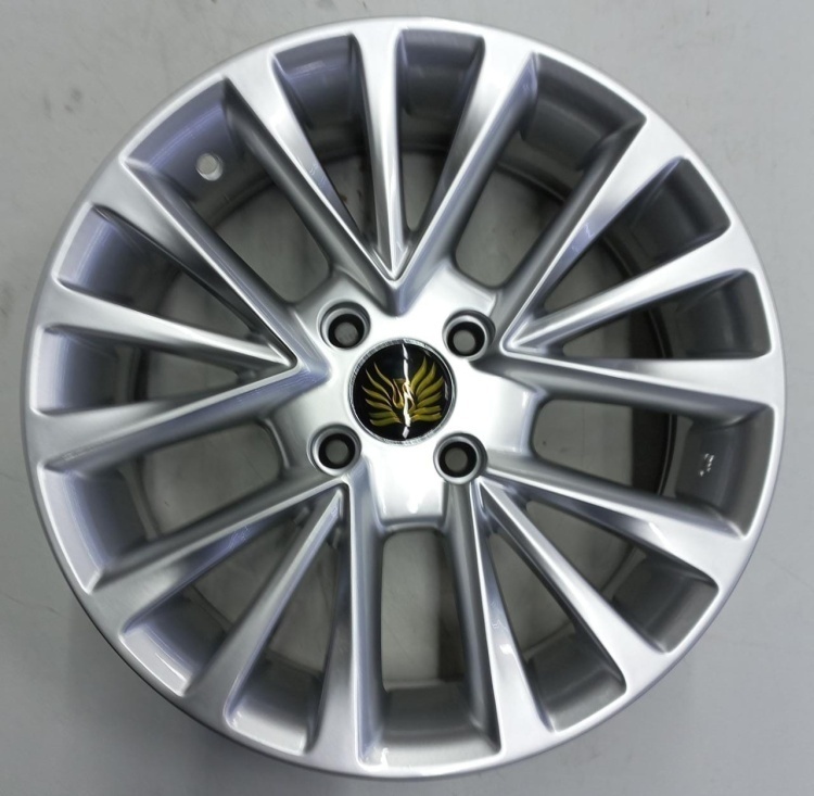 Wheels 579S 6x15/4x100 D67.1 ET35 серебристый
