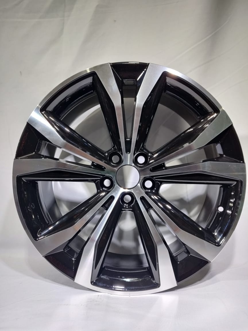 RS 275 8x20/5x114.3 D60.1 ET30 черный, серебристый
