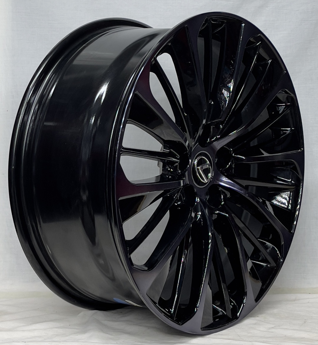 Bai Wheels 5372-118 8x19/5x114.3 D60.1 ET35 синий, черный