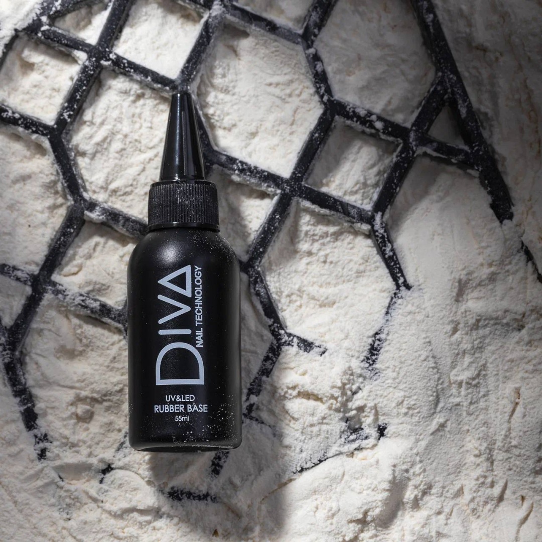 Diva nail technology базовое покрытие Rubber base Прозрачный глянцевое 55 мл