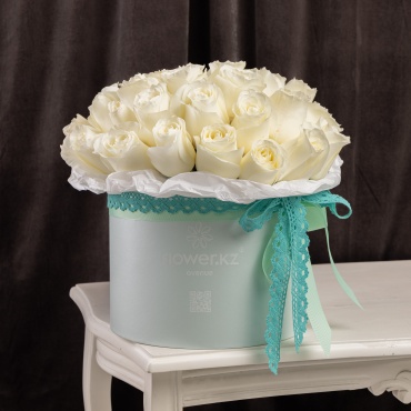 Flower.kz композиция в коробке роза 35 шт 35 см