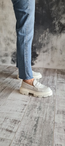 Лоферы Истерика shoes бежевый