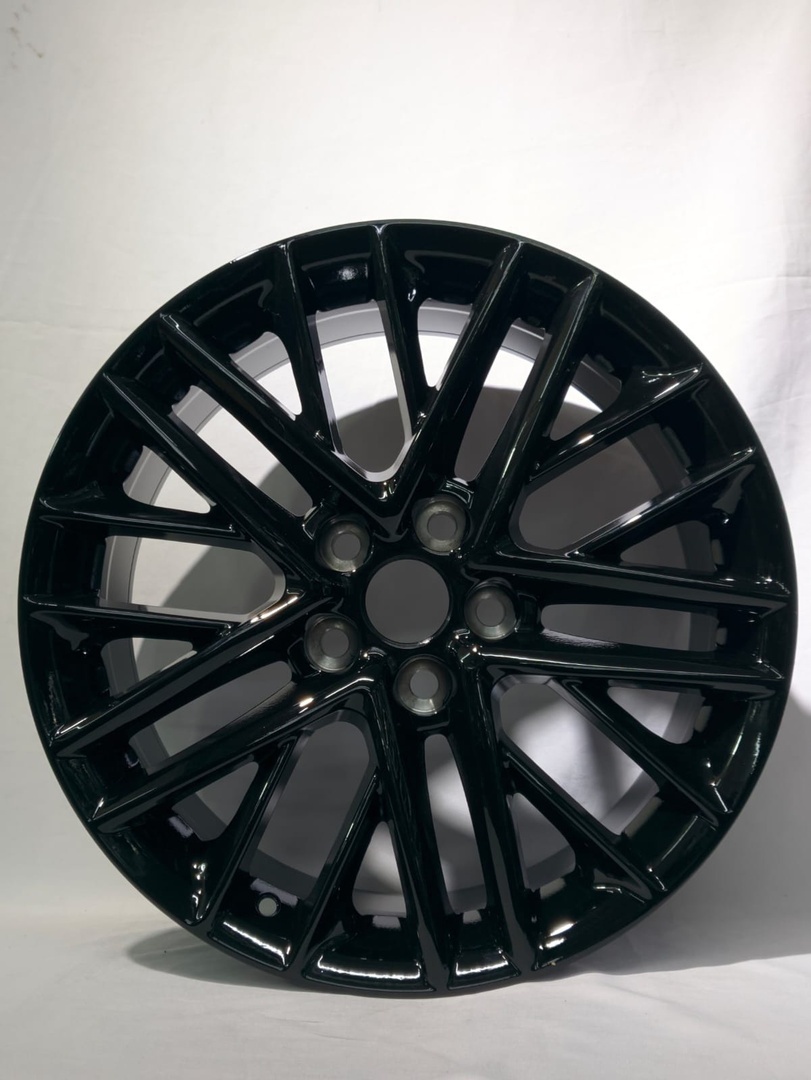Toyota 1894 8x18/5x114.3 D60.1 ET40 черный