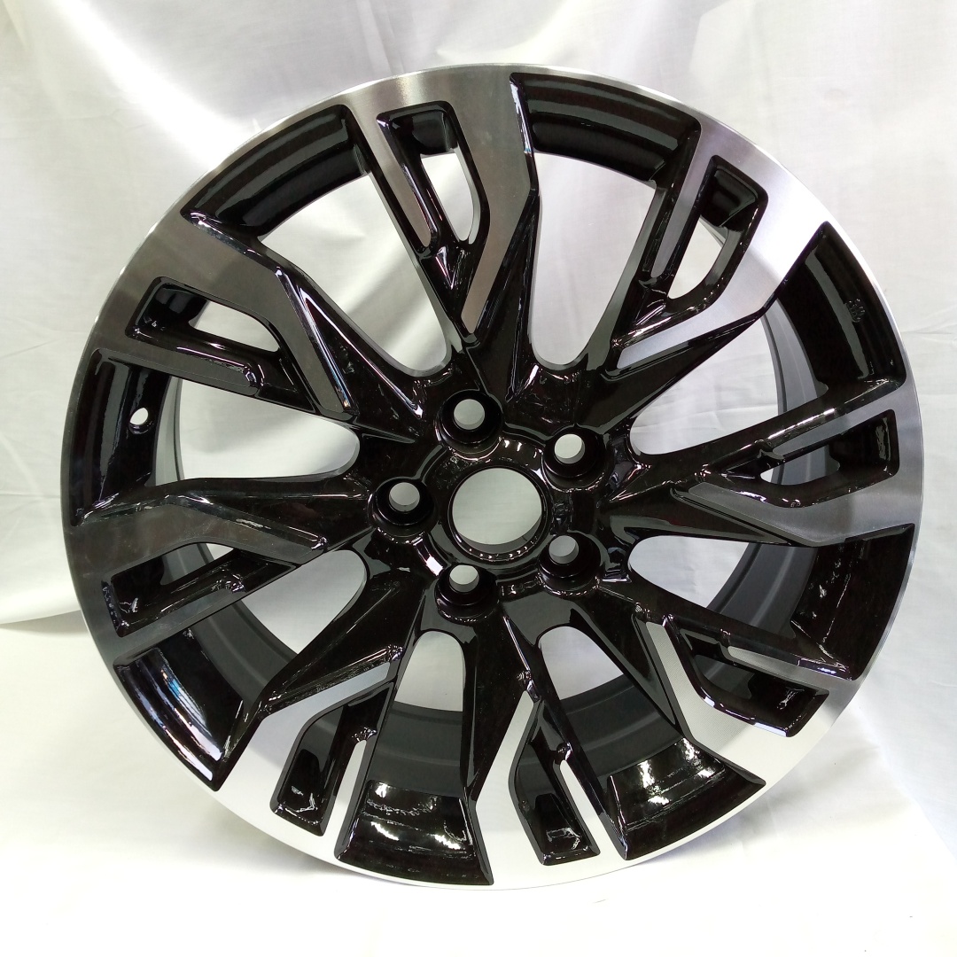 SSM 567 7x18/5x114.3 D67.1 ET38 черный, серебристый