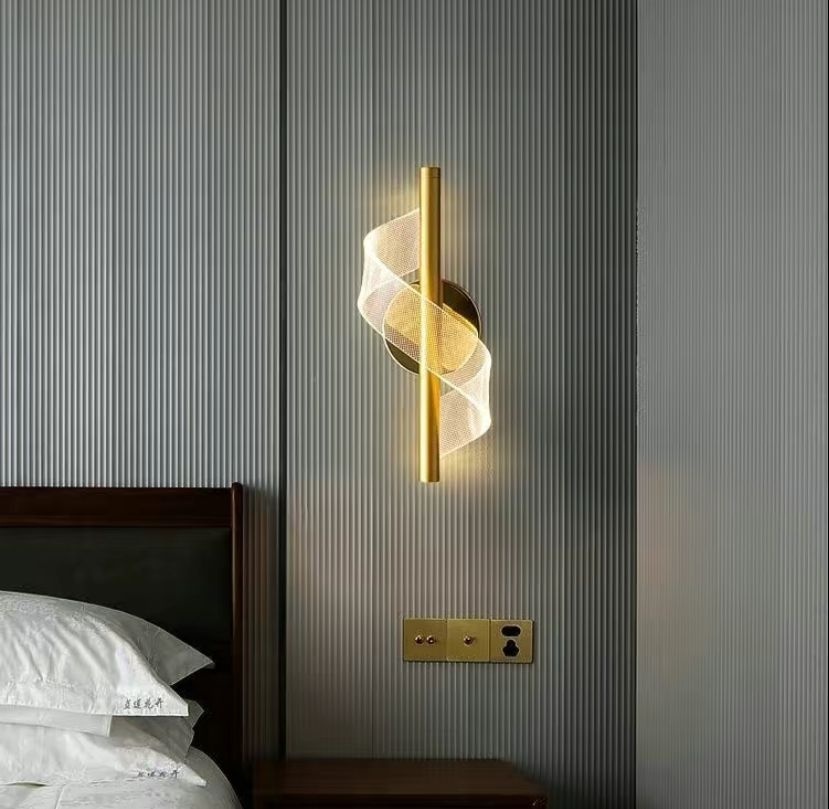 Бра настенный, накладной LED, золотистый