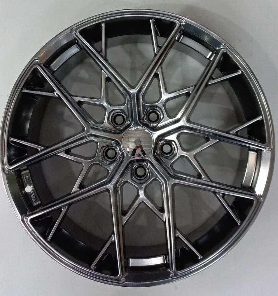 RS 1116 8x18/5x114.3 D73.1 ET35 графит