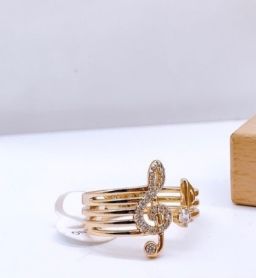 Кольцо Xuping Jewelry размер регулируемый медицинский сплав, стразы