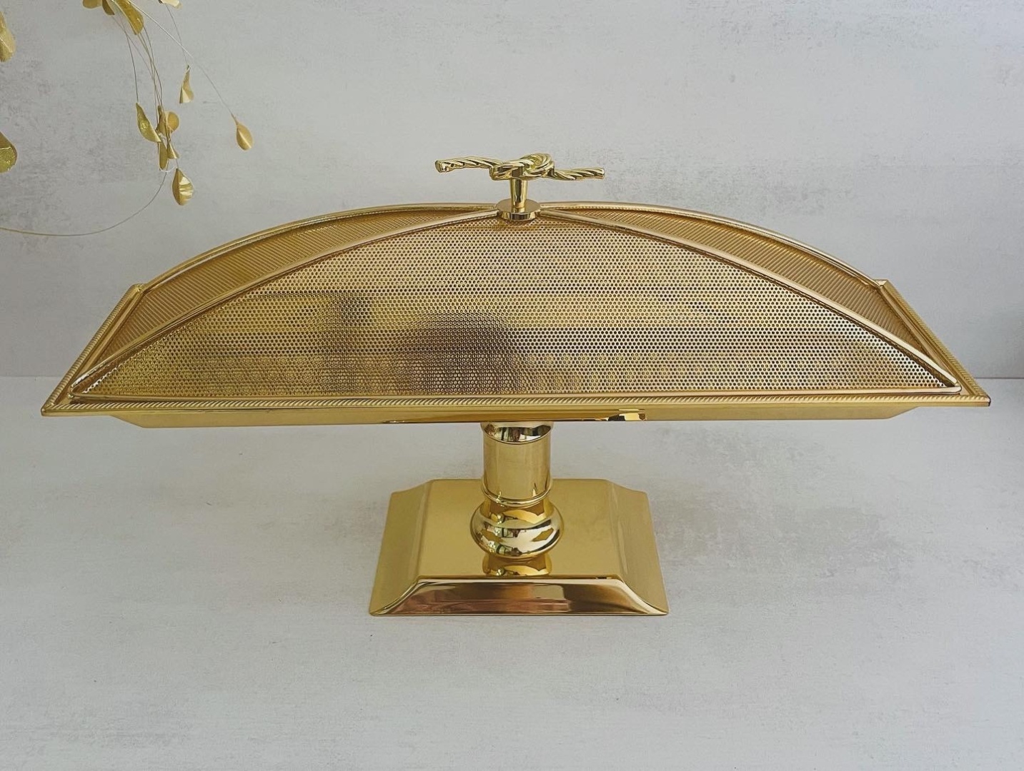 Блюдо M.E.W Gold 50х15 см, нержавеющая сталь, 1 шт