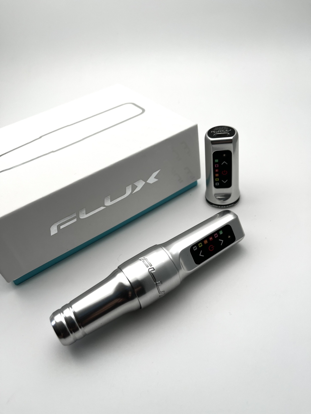 Тату-машинка FK Irons Flux Mini with 2 Batteries Silver роторная 8000