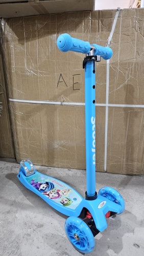 SCOOTER Феерички голубой