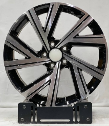 RS 005 8.5x19/5x112 D57.1 ET45 4 диска черный, серебристый