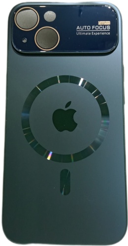 Чехол Auto Focus для Apple iPhone 15 зеленый