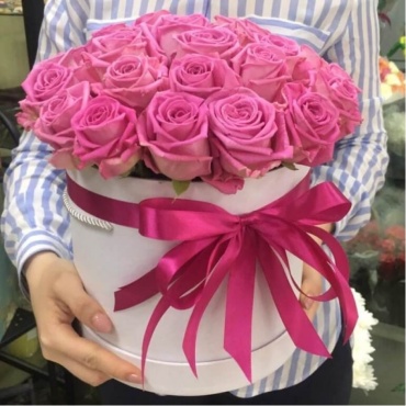 Monroe flowers композиция в коробке роза 25 шт 30 см