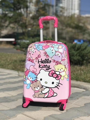 Чемодан 521734 пластик 24 л розовый, мультиколор