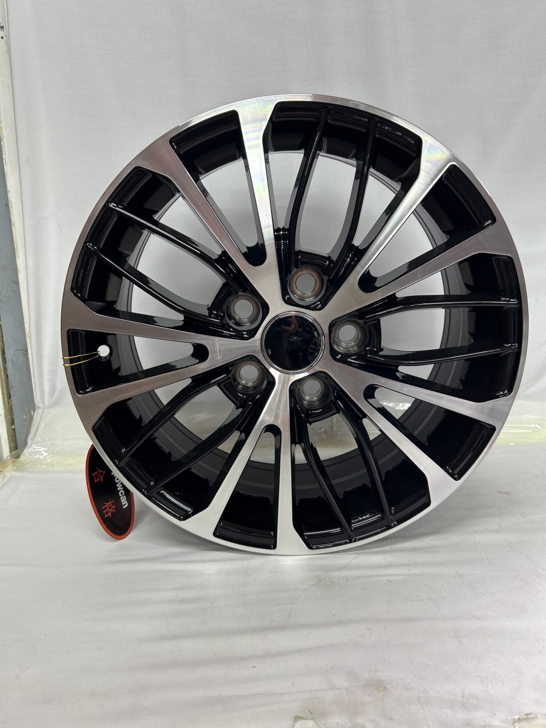 SSM 1990 6.5x16/5x114.3 D60.1 ET45 черный, серебристый