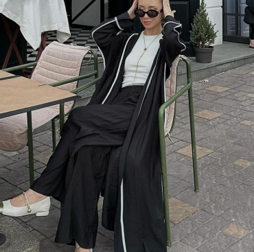 Костюм повседневный Woman brand черный