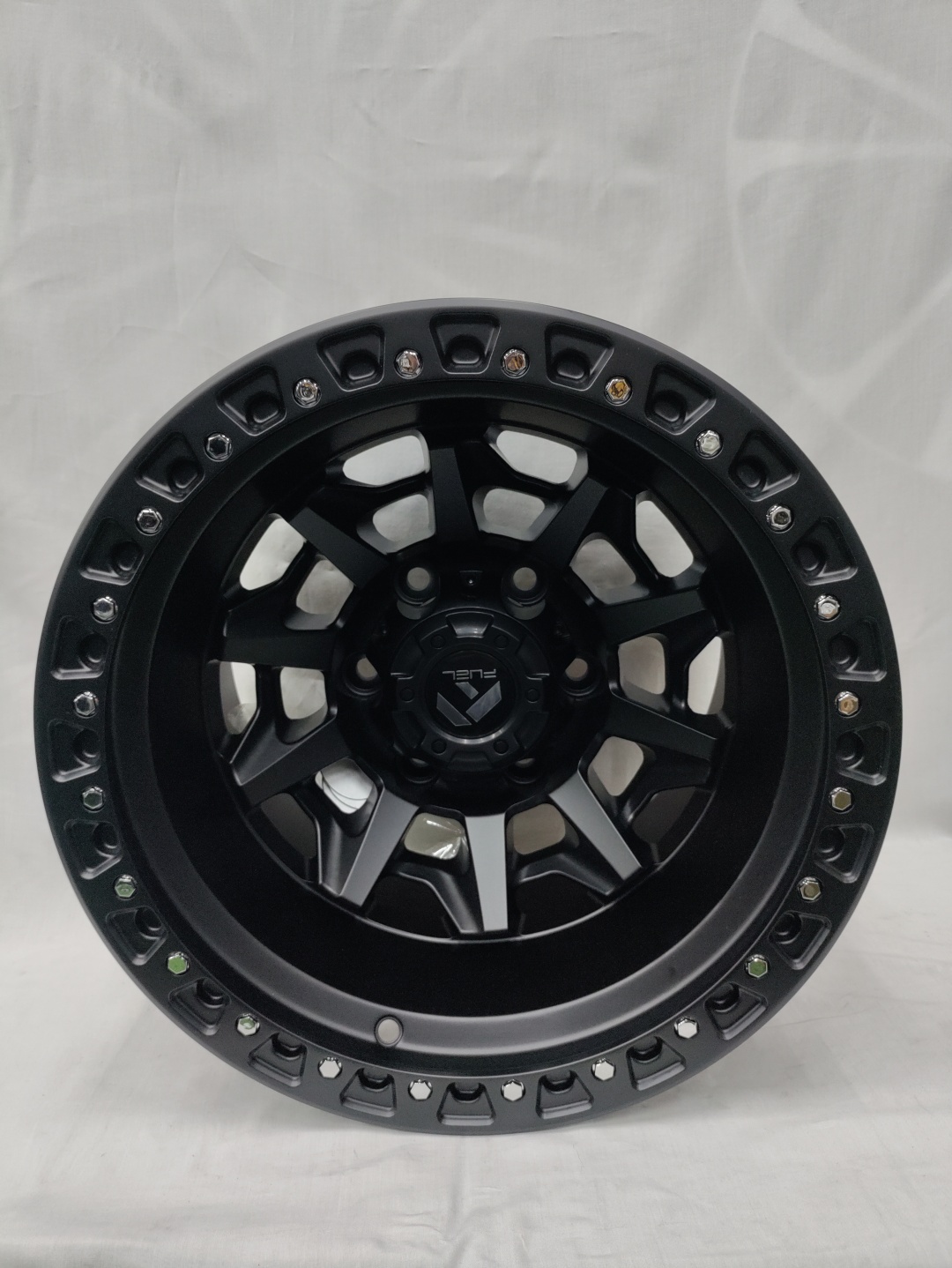 LKN Lkn1021 10x15/6x139.7 D110 ET44 черный