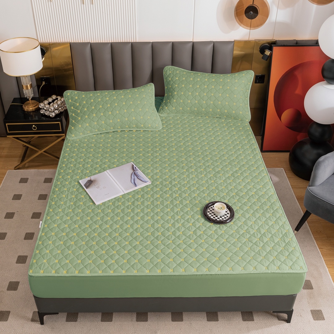 Наматрасник на резинке Наматрасник 150x200, сатин