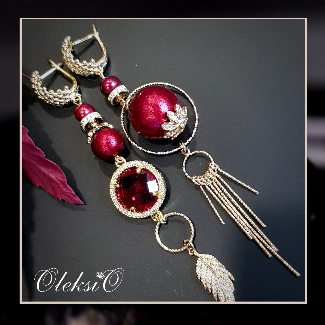 Серьги OleksiO N бижутерный сплав, стекло, фианит, жемчуг Swarovski