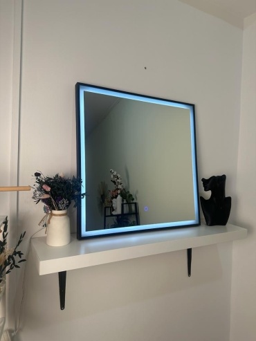 Зеркало настенное 80x80 см
