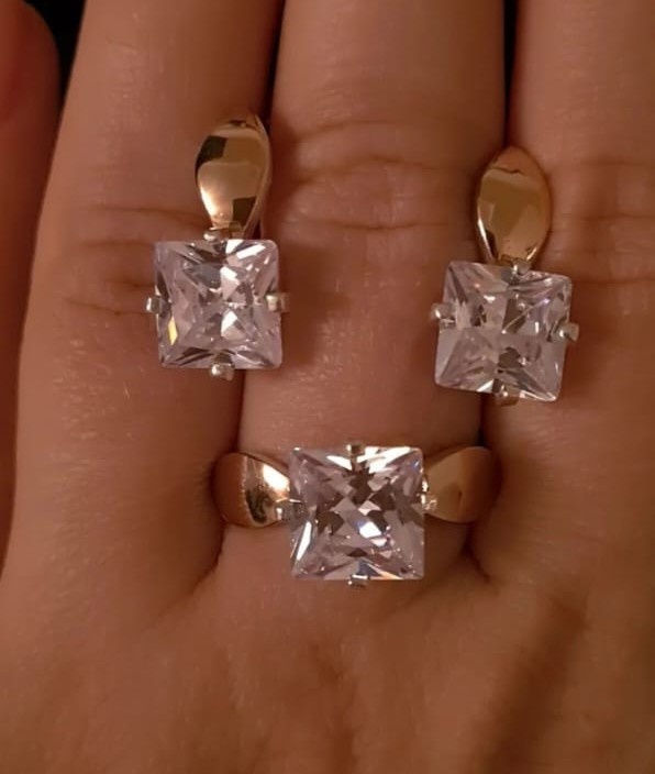Серебряная 678566 вес 5 г серебро, топаз