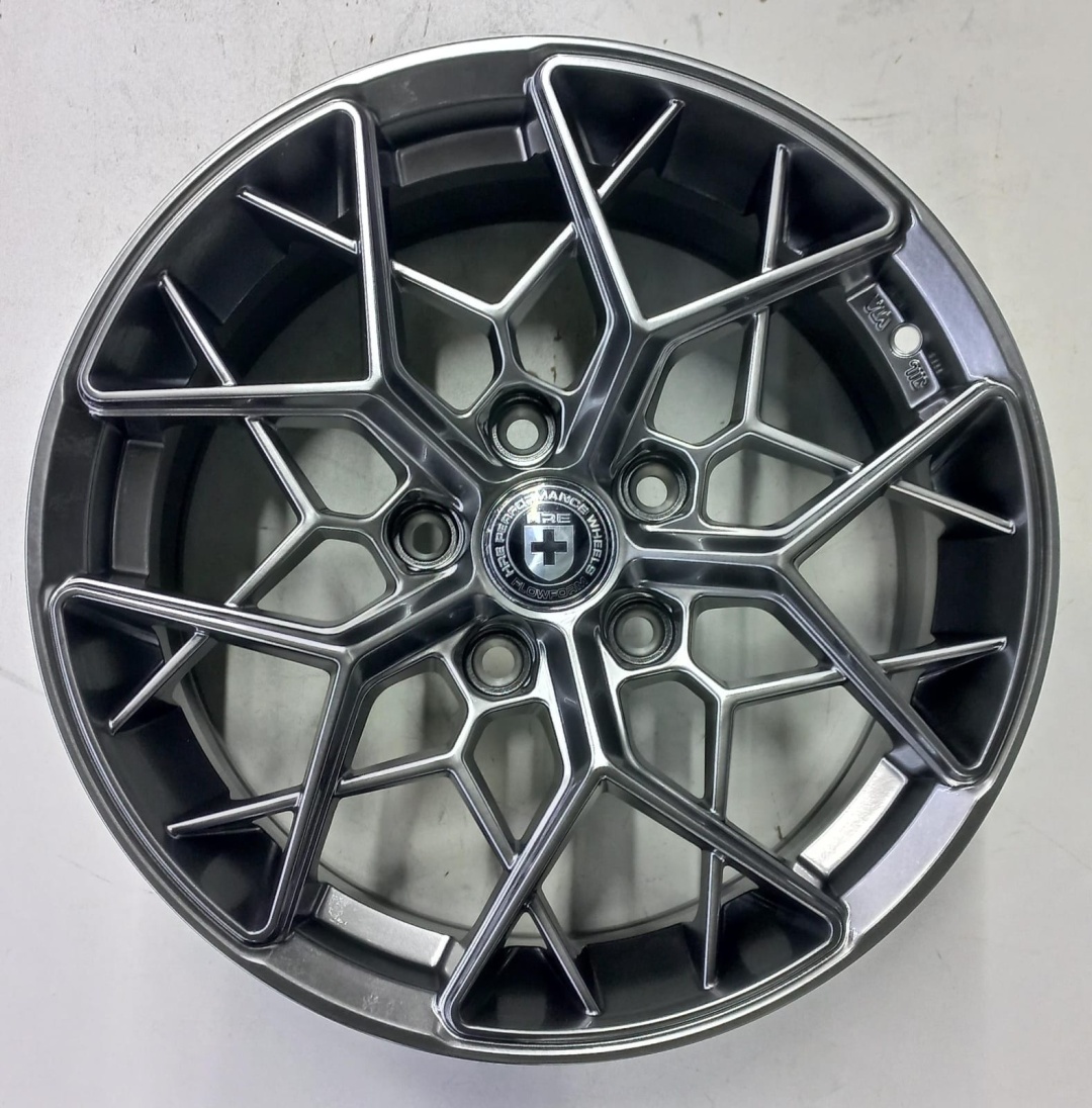 HRE 10 7x16 5x114.3 D73.1 ET35 графит