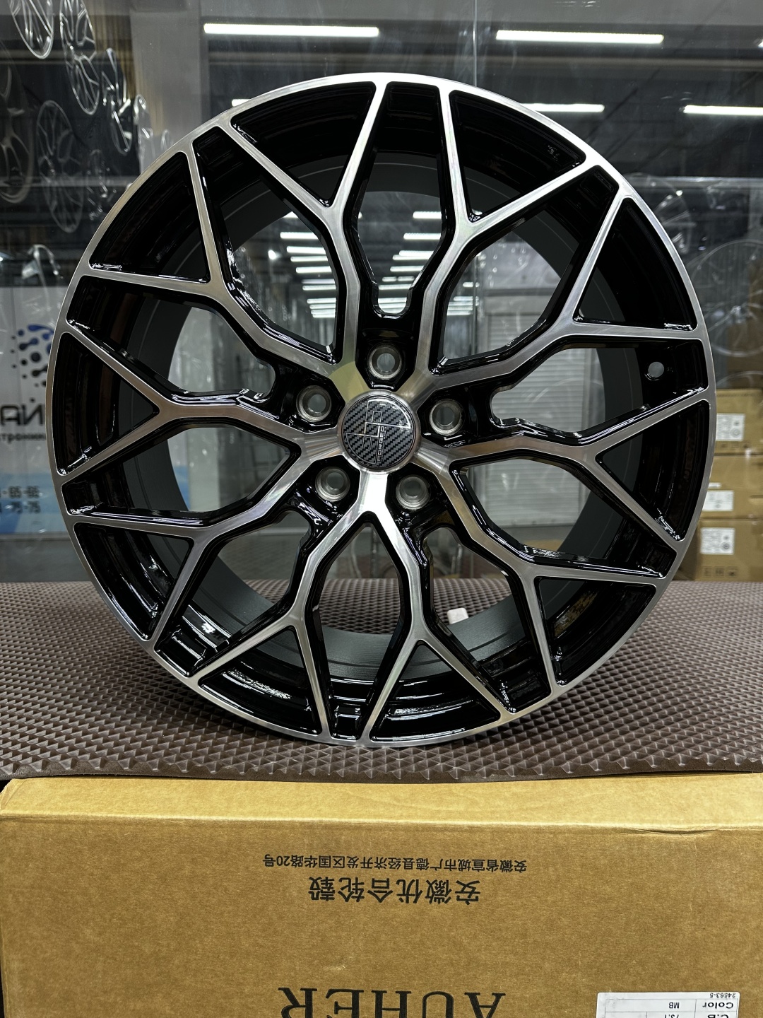 Vossen B507 8.5x19 5x114.3 D73.1 ET35 черный, 8.5x19 5x114.3 D73.1 ET35 4 диска черный