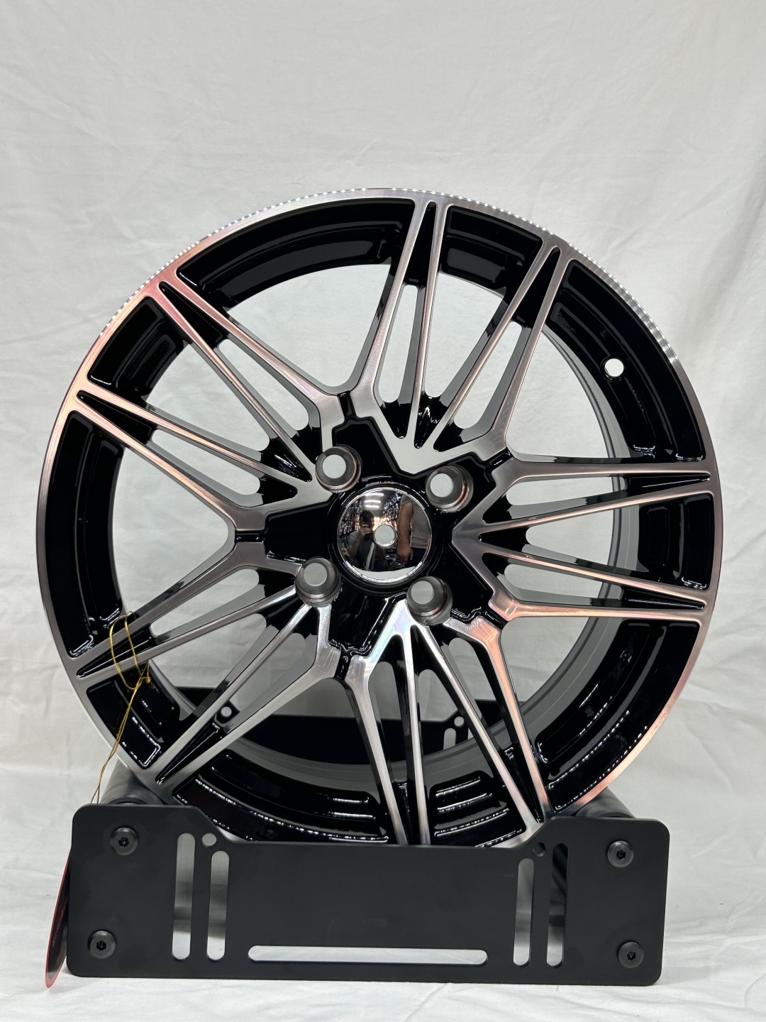 LKN Lkn1050 6.5x15/4x100 D67.1 ET30 4 диска черный, серебристый