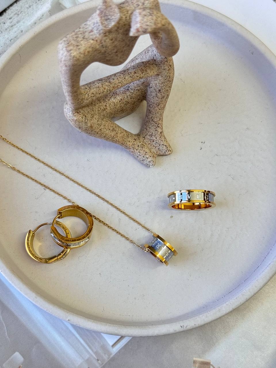 Комплект NURASSEM jewelry бижутерный сплав, без вставок