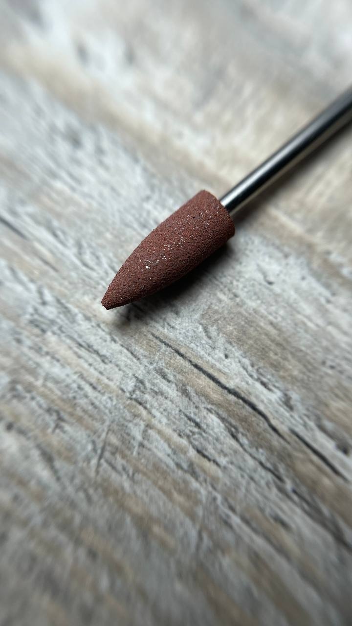 Насадка LOVE NAILS Силиконовый полировщик для маникюра 11 фреза конус насечка белая 1 шт