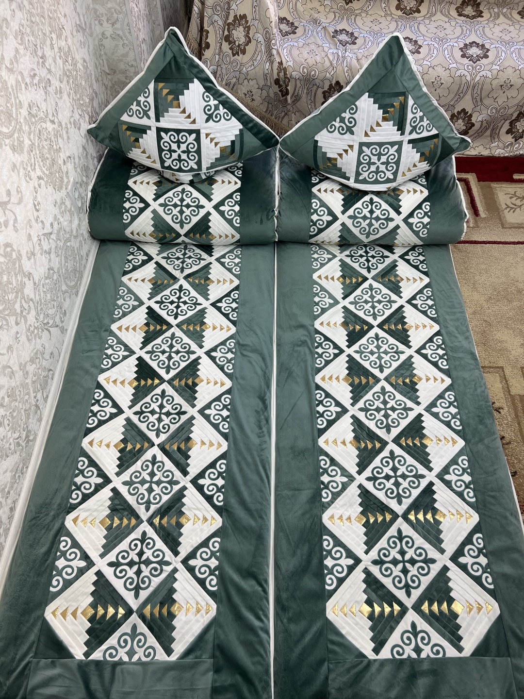 Amina Home корпе 220x80, вата, серый
