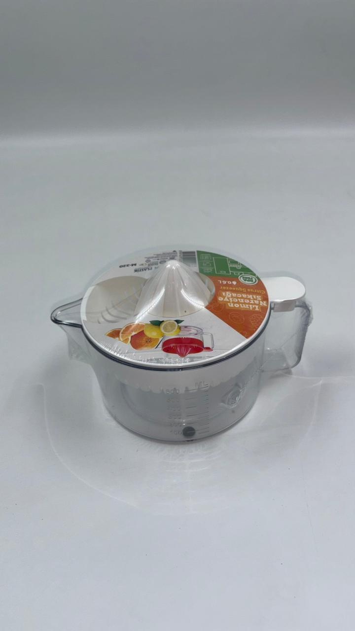 Соковыжималка ручная Ucsan plastik Тип: шнековый, пластик