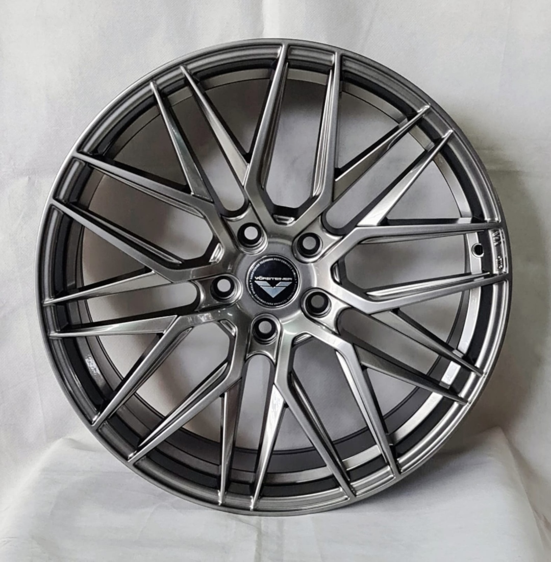 Vorsteiner 533-X24 8.5x20/5x114.3 D67.1 ET35 графит