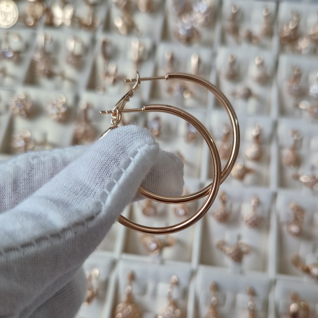Конго Xuping Jewelry медицинское золото, без вставок