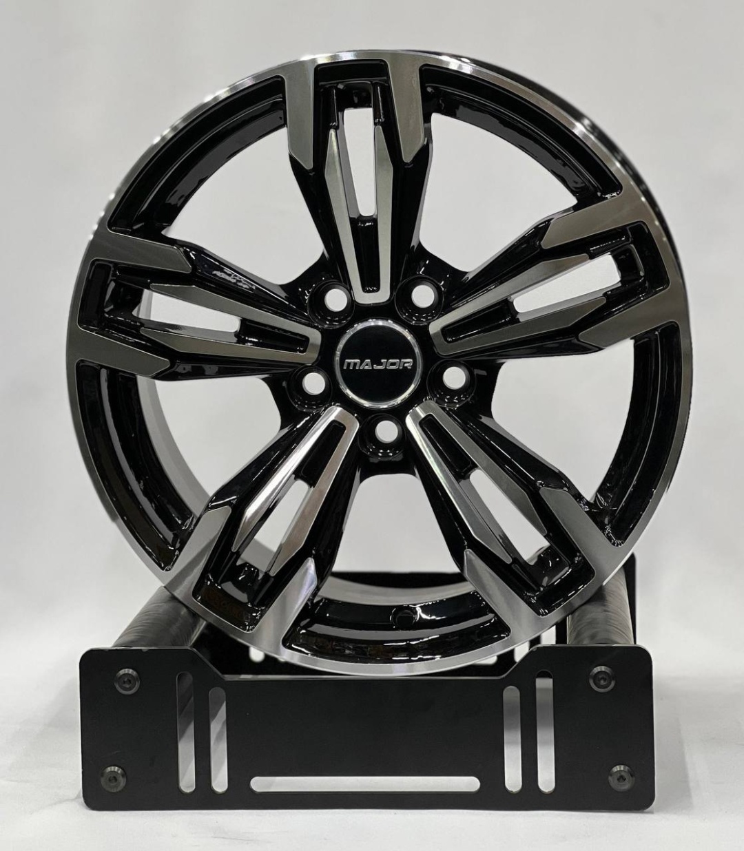 BBS 1052 6.5x15/5x100 D67.1 ET35 4 диска черный, серебристый