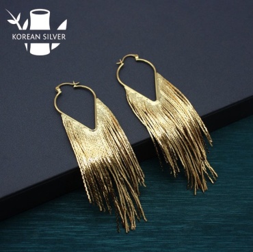 Серьги KOREAN SILVER бижутерный сплав, без вставок