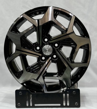 DRS 00078 7x18/5x114.3 D67.1 ET49 4 диска черный, серебристый