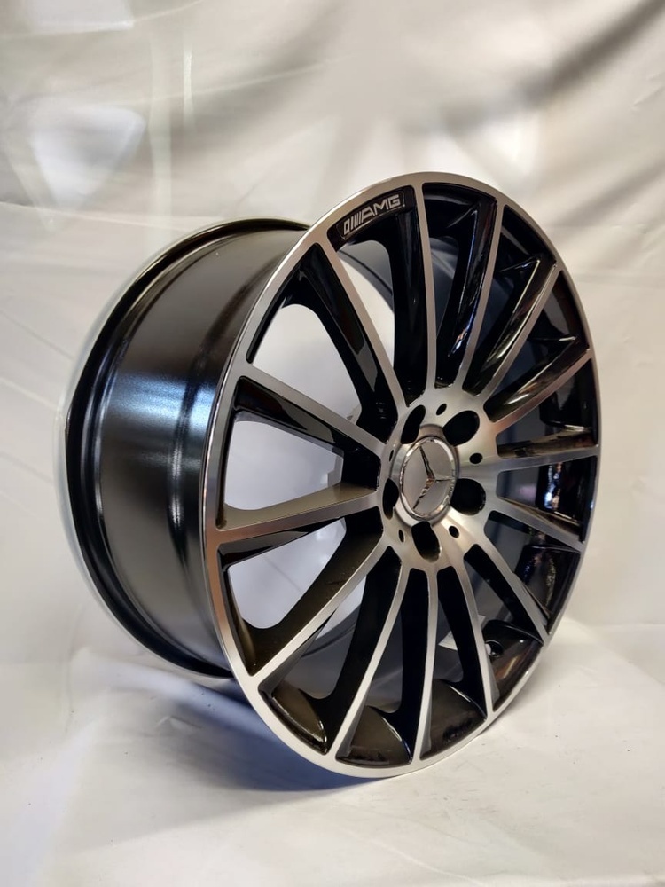 RS 125 8x17/5x112 D66.6 ET35 черный