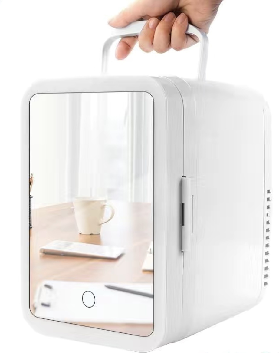 Холодильник для косметики Beauty mini refrigerator 17х23х24.5 см